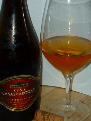 Casas Del Bosque Chardonnay Reserve 2005 glass.jpg