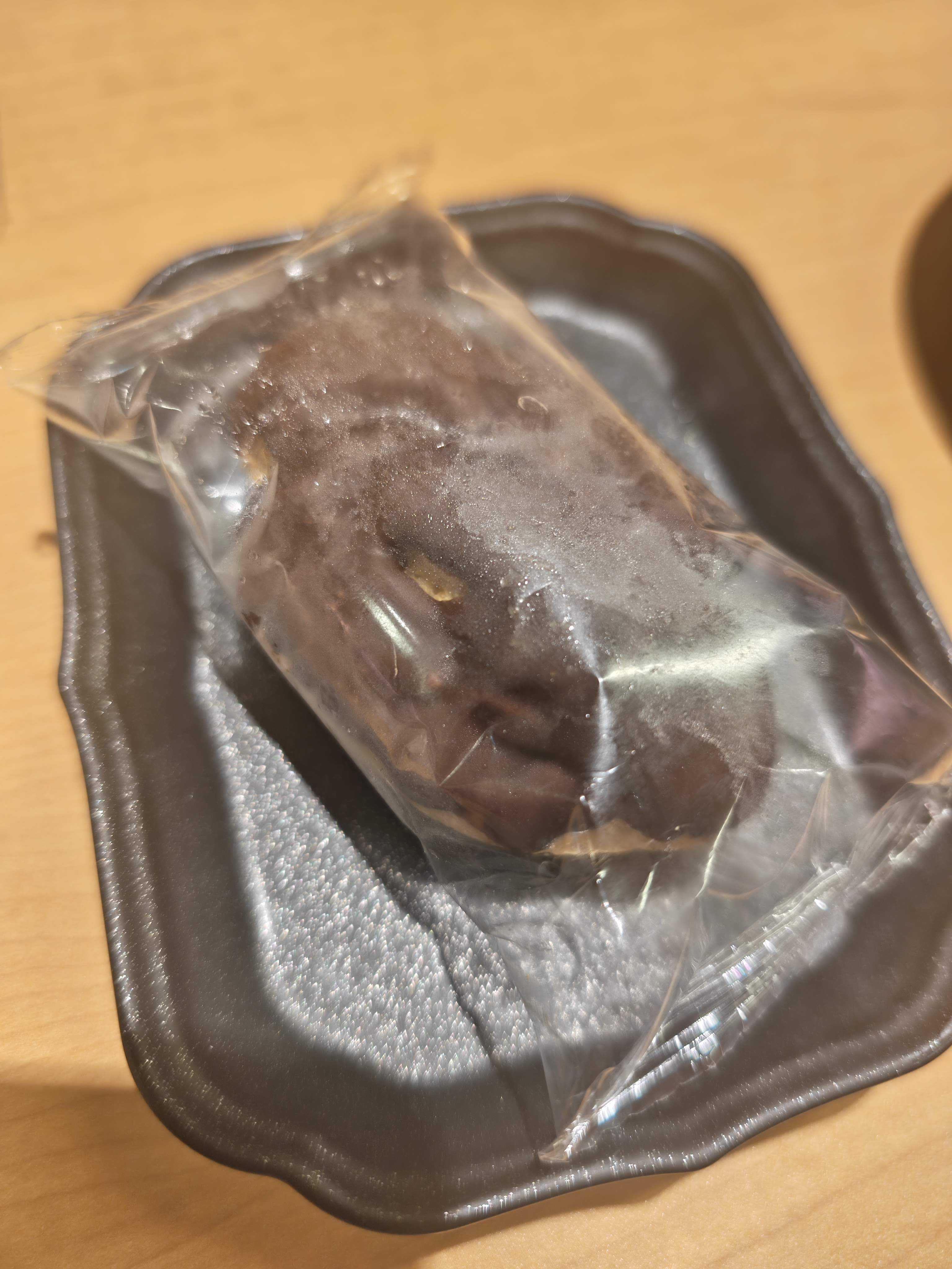 スシロー　千葉限定　カフェオレアイスエクレア