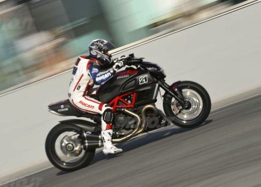 wdw-ducati-2012-gallery-62[1].jpg