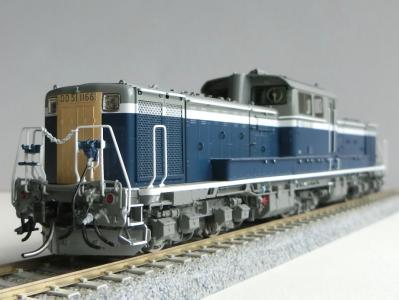 半年ぶりのムサシノモデルのDD51-842号機単機入線 | HO
