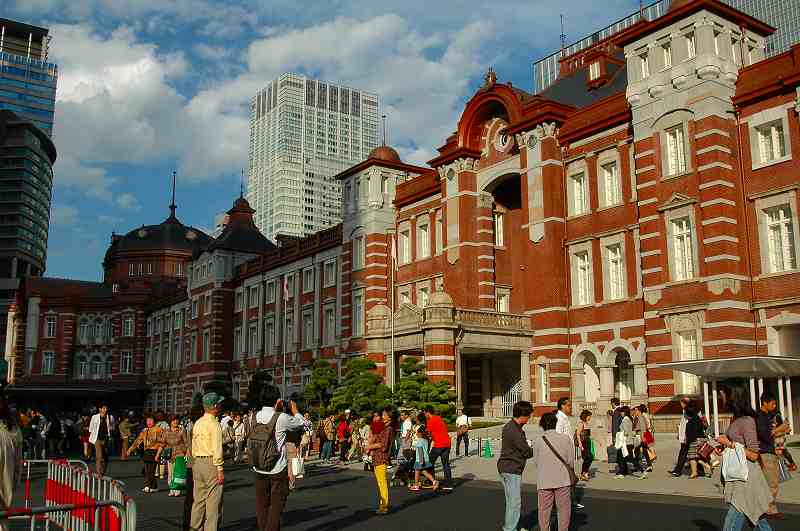 s-DSC_東京駅は素晴らしくリニューアルしました.jpg