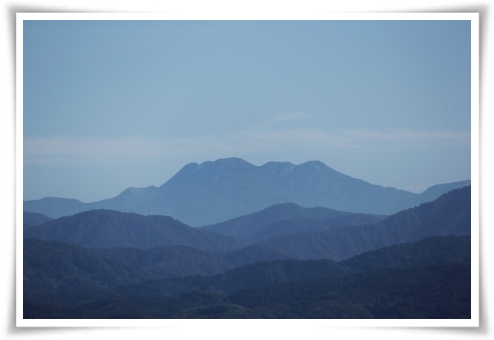 県庁展望室から 白山 13.9.17