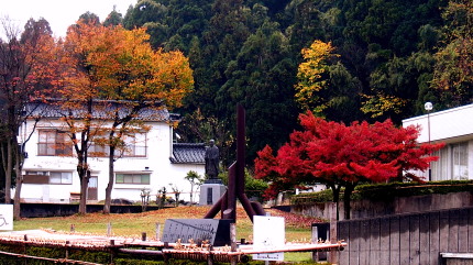 大山市立図書館　11.21　2015　ｐ