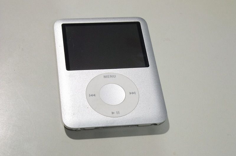 iPod 第3世代 - ポータブルプレーヤー