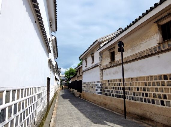 岡山　倉敷　美観地区　観光　白壁　なまこ壁