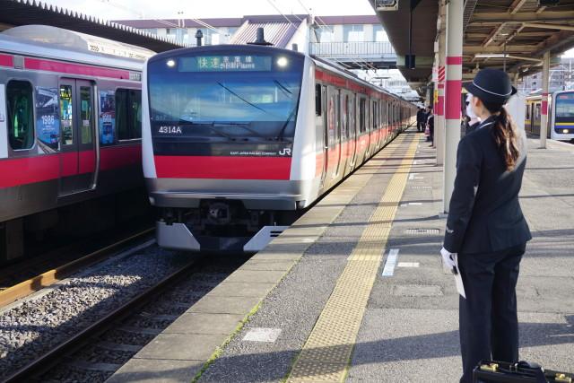 京葉線 全線開業25周年&ILoveスヌーピーの並び４