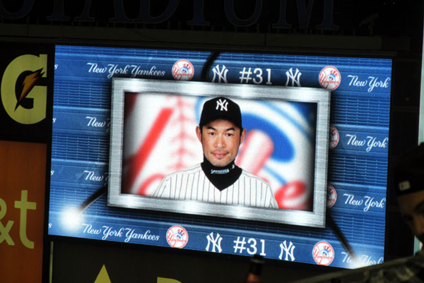 10 ヤンキース イチロー紹介.JPG