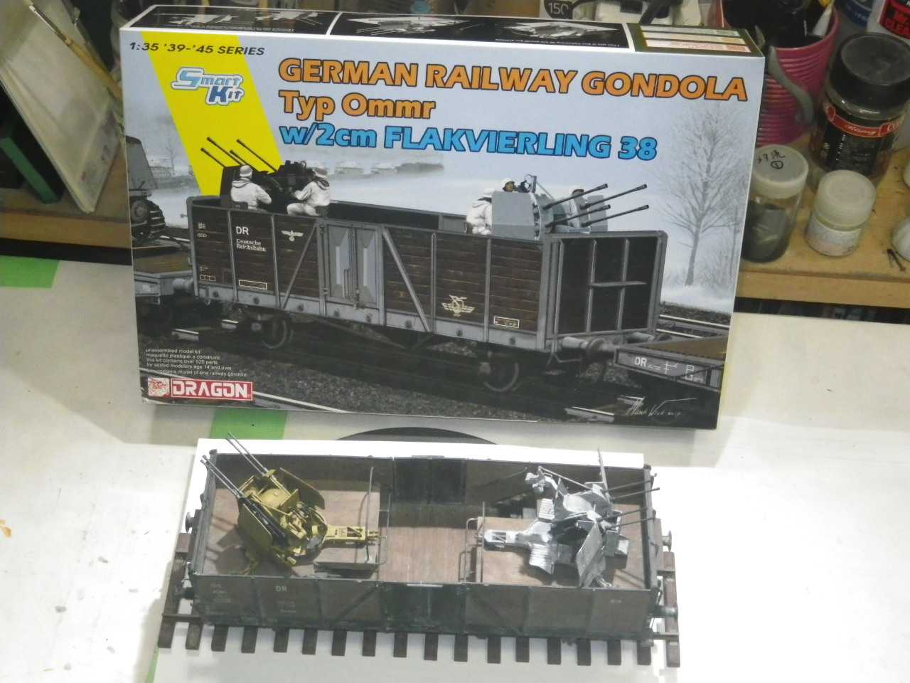 ㉙2021_0506 ﾄﾞﾗｺﾞﾝ 1／35 ﾄﾞｲﾂ軍 鉄道貨車 2cm4連装対空機関砲搭載型 完成写真-1 | 54歳出戻りモデラー奮戦記 -  楽天ブログ