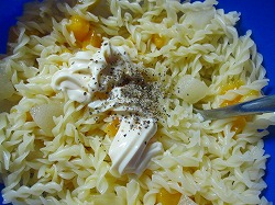 マカロニサラダ