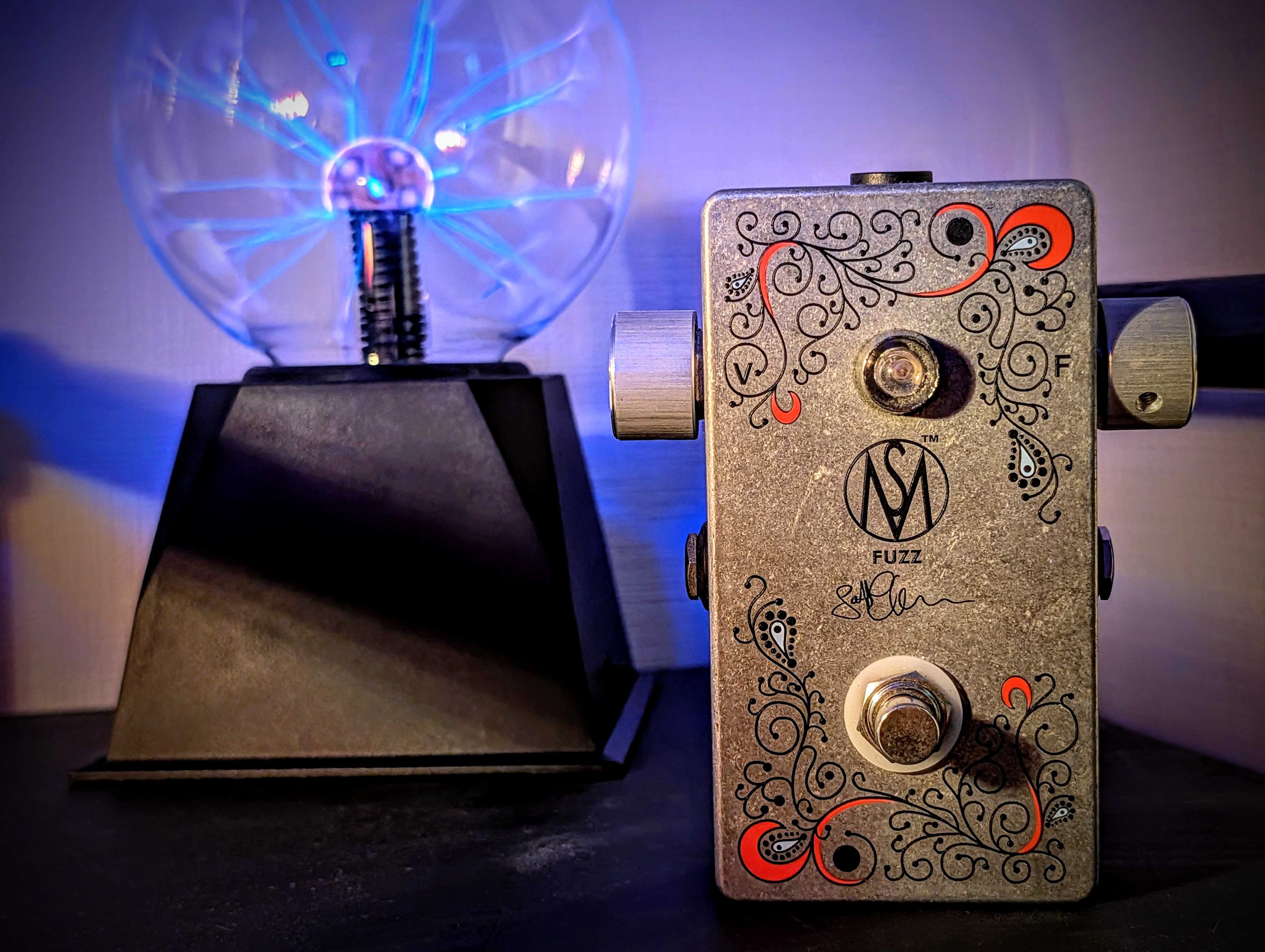 ☆歪みマニア SM Fuzz Pedal | 男の羅生門 ‐ Guitar&Bike Life