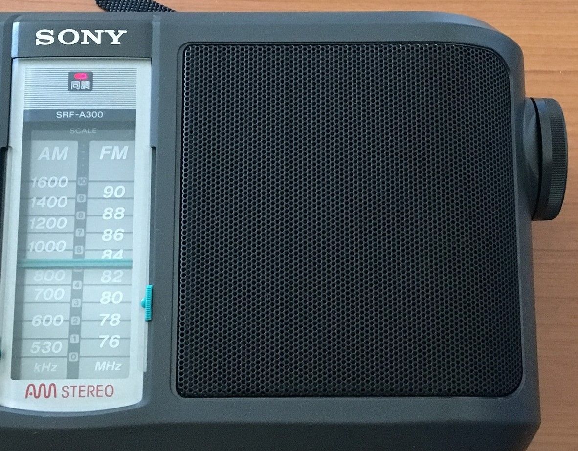 SONY SRF-A300（FMステレオ／AMステレオ ポータブルラジオ 