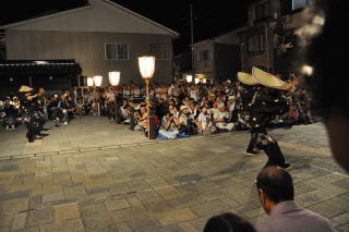 風の盆　前夜祭・鏡町