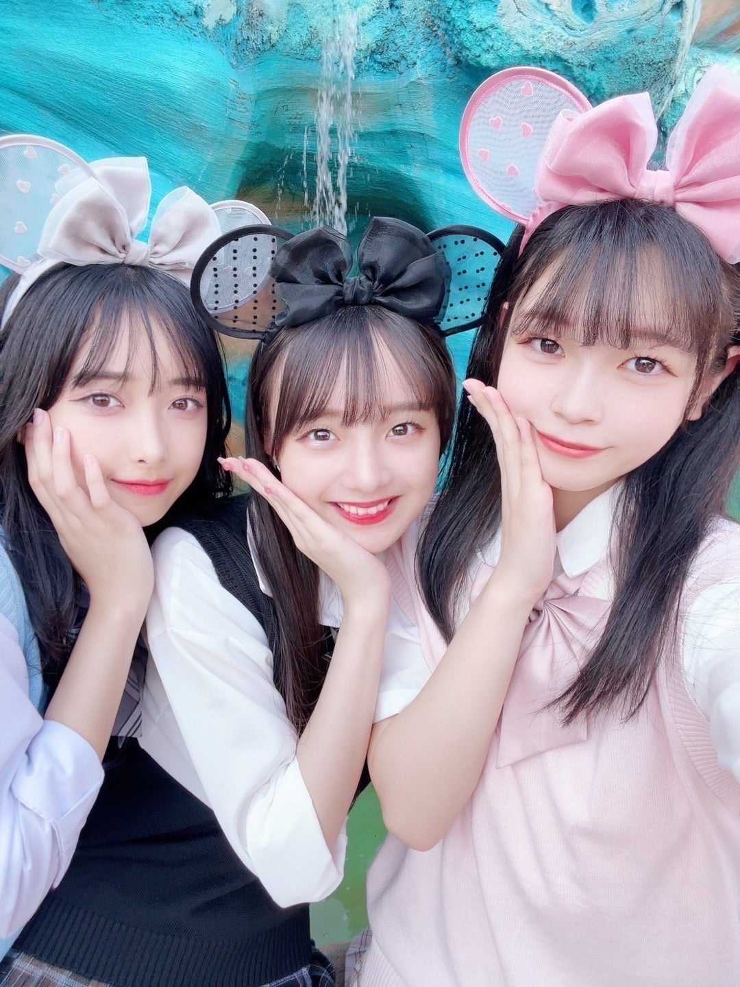 北原もも・筒井澪心・斎藤円香（OCHA NORMA）】制服ディズニー