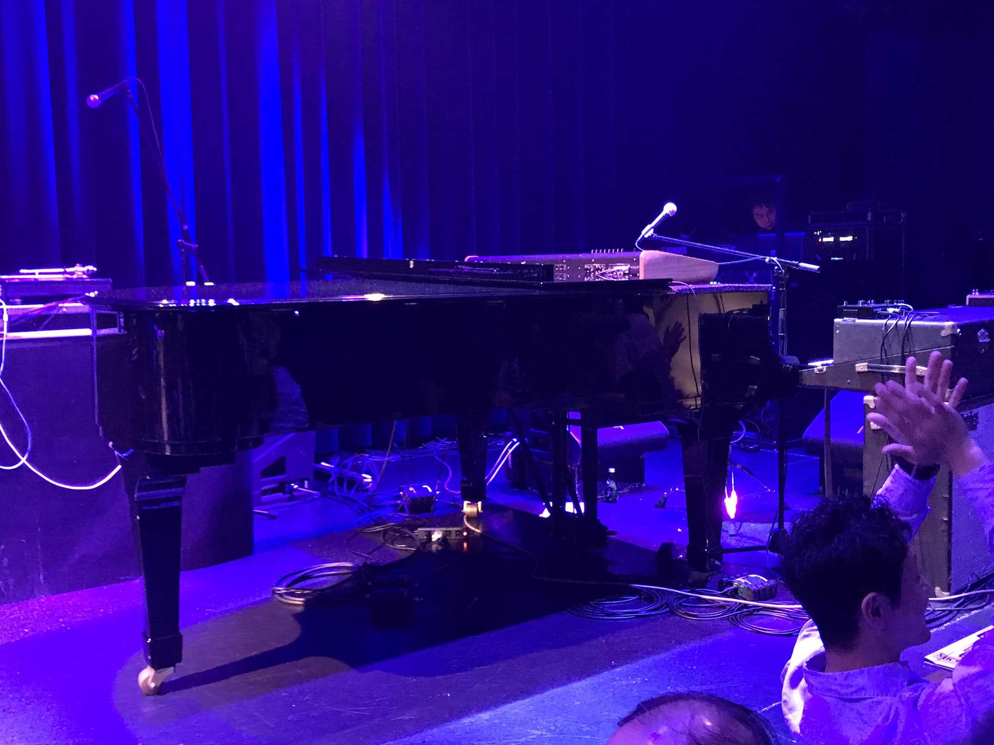 2023-5-30-robert-glasper-billboard-live-jazz