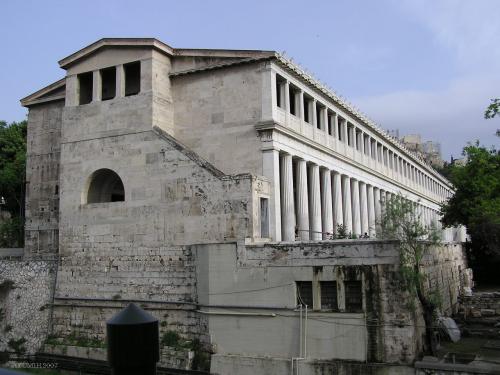サントリーニ島古代アゴラ博物館・アタロス柱廊