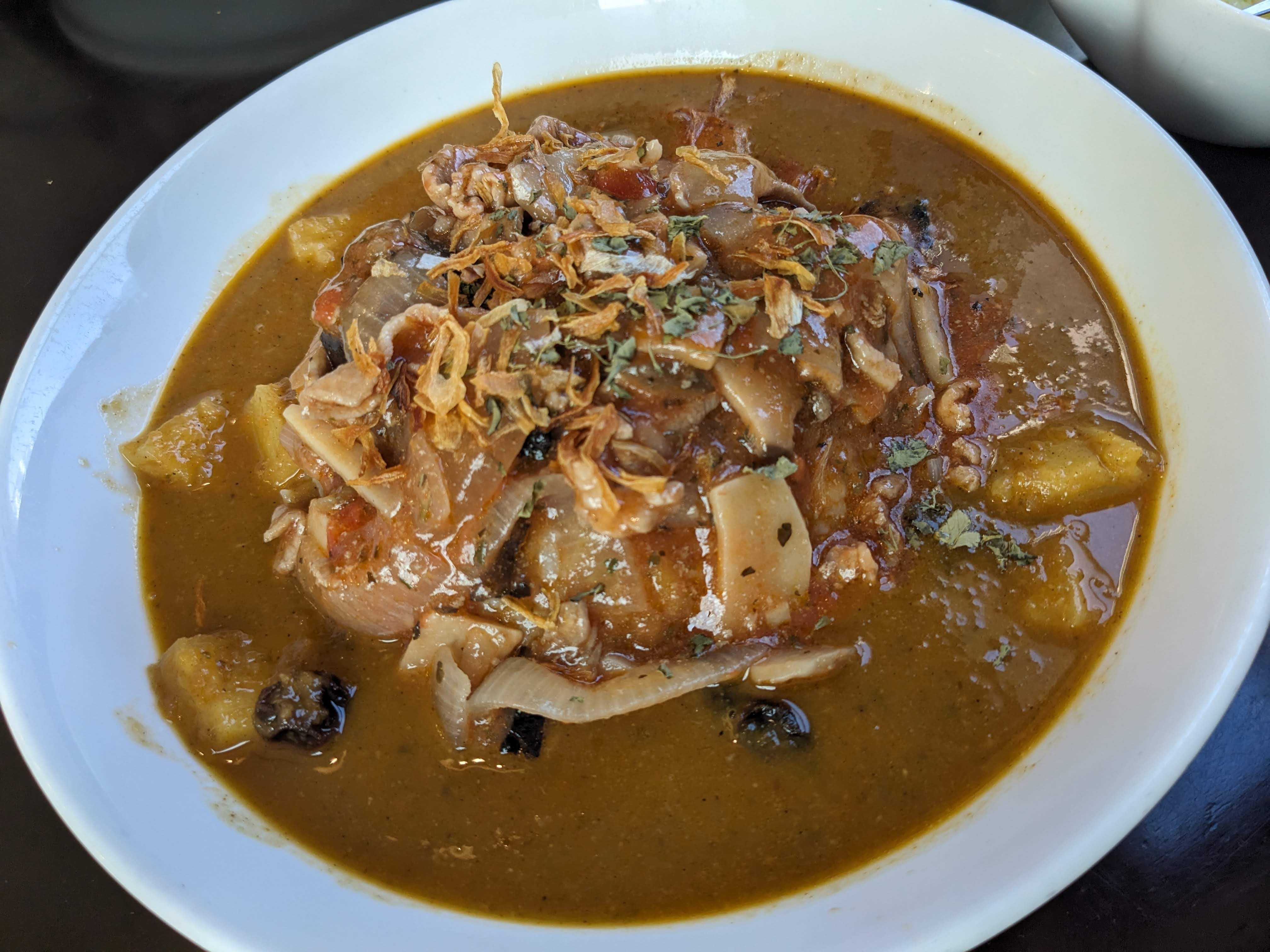 千葉県習志野市カレー屋イートゥー　限定カレー