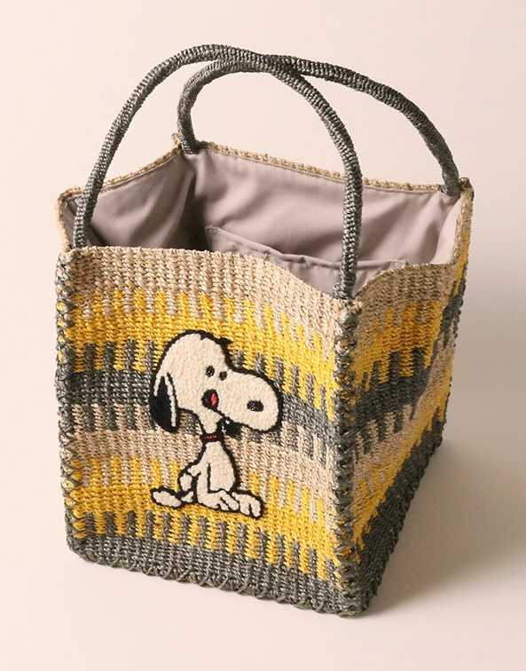 天然素材“アバカ”で編み上げたバッグが、ピーナッツカフェオンライン