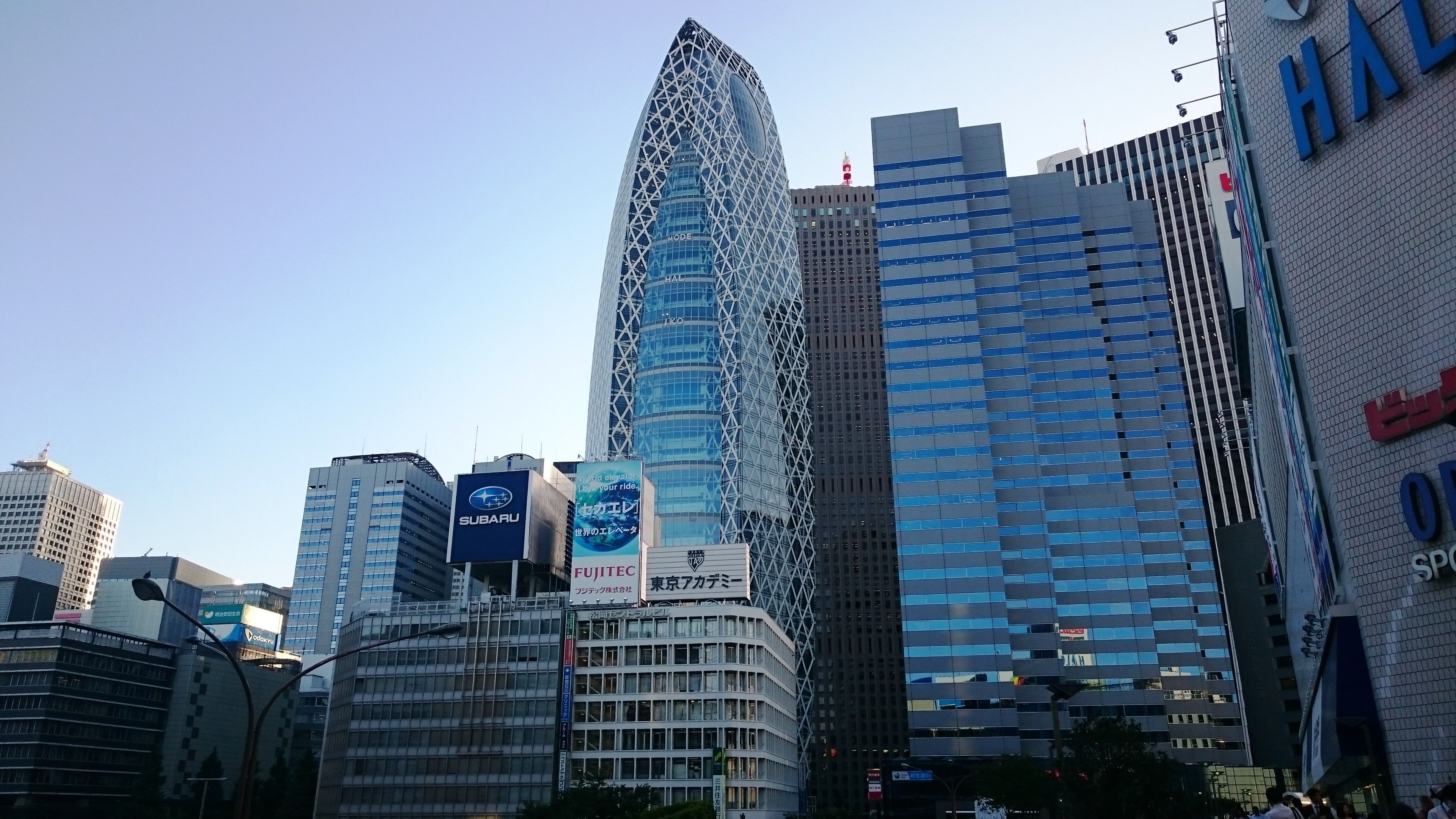 6月2日 夕方の新宿 西口側です イビス東京新宿 楽天ブログ