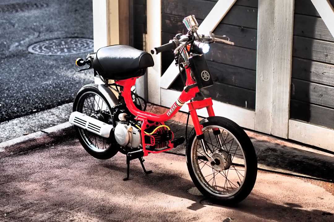 YAMAHA QT50 