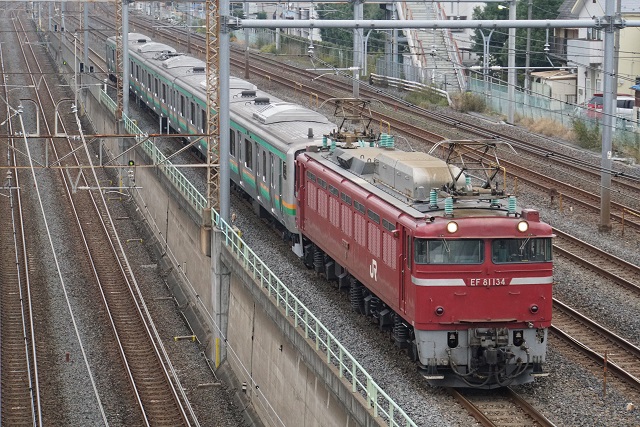 EF81 134牽引 ヤマ231系 郡山出場 & EF64 1030牽引 E127系 長野出場3