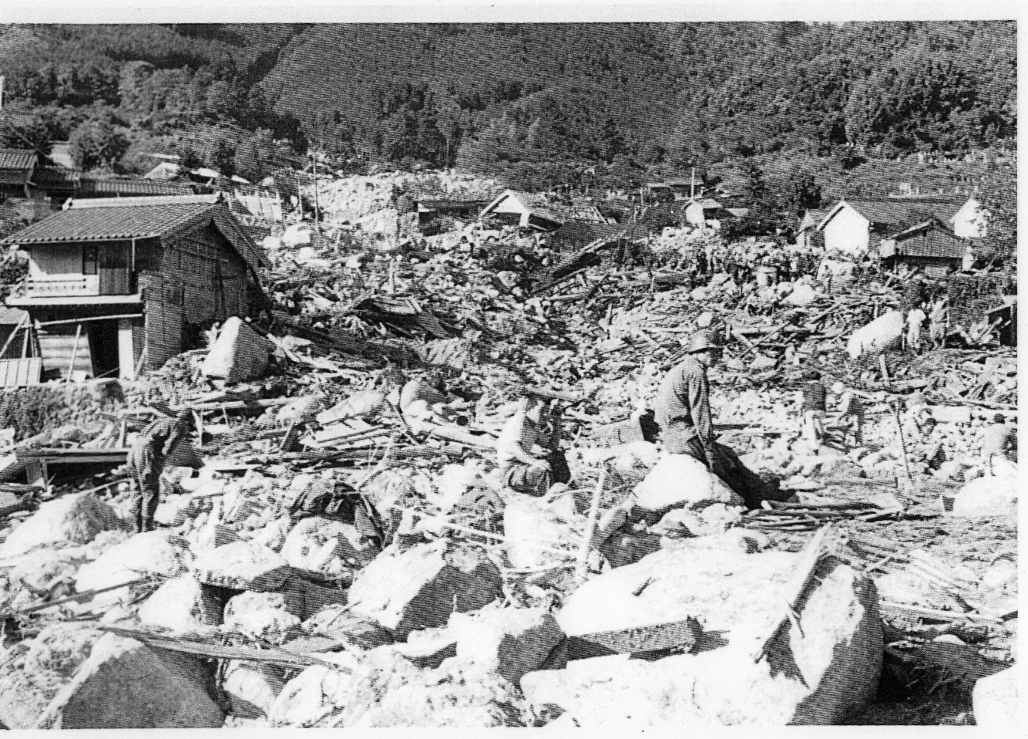 山津波（三重県南部集中集中豪雨1） 974 | 尾鷲市賀田町とちもちの
