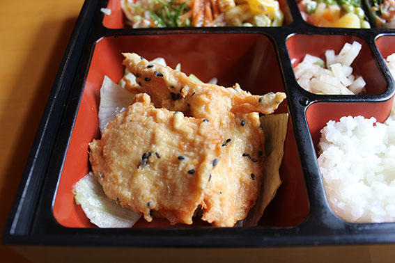 アメリカンステーションの「胡麻から揚げ」-2♪