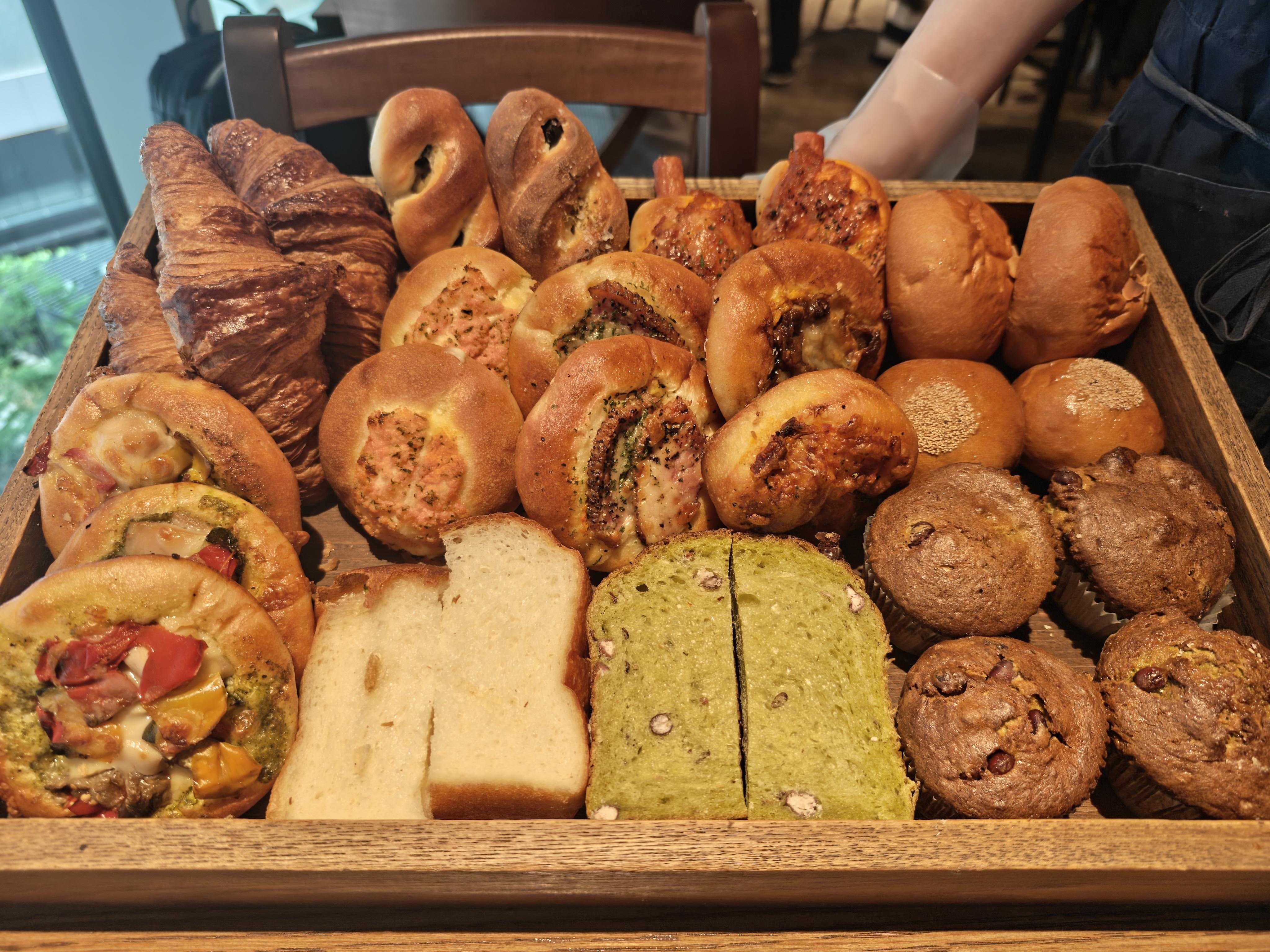 flour+water虎ノ門ヒルズ　ブランチ　選べるパン