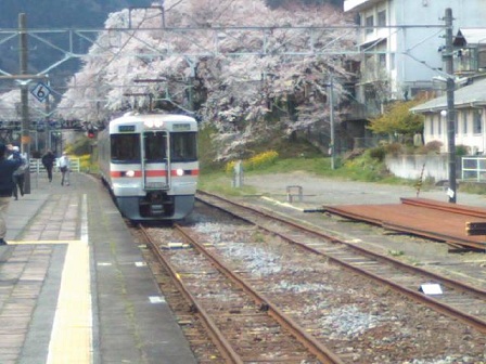 120407（山北駅）.jpg