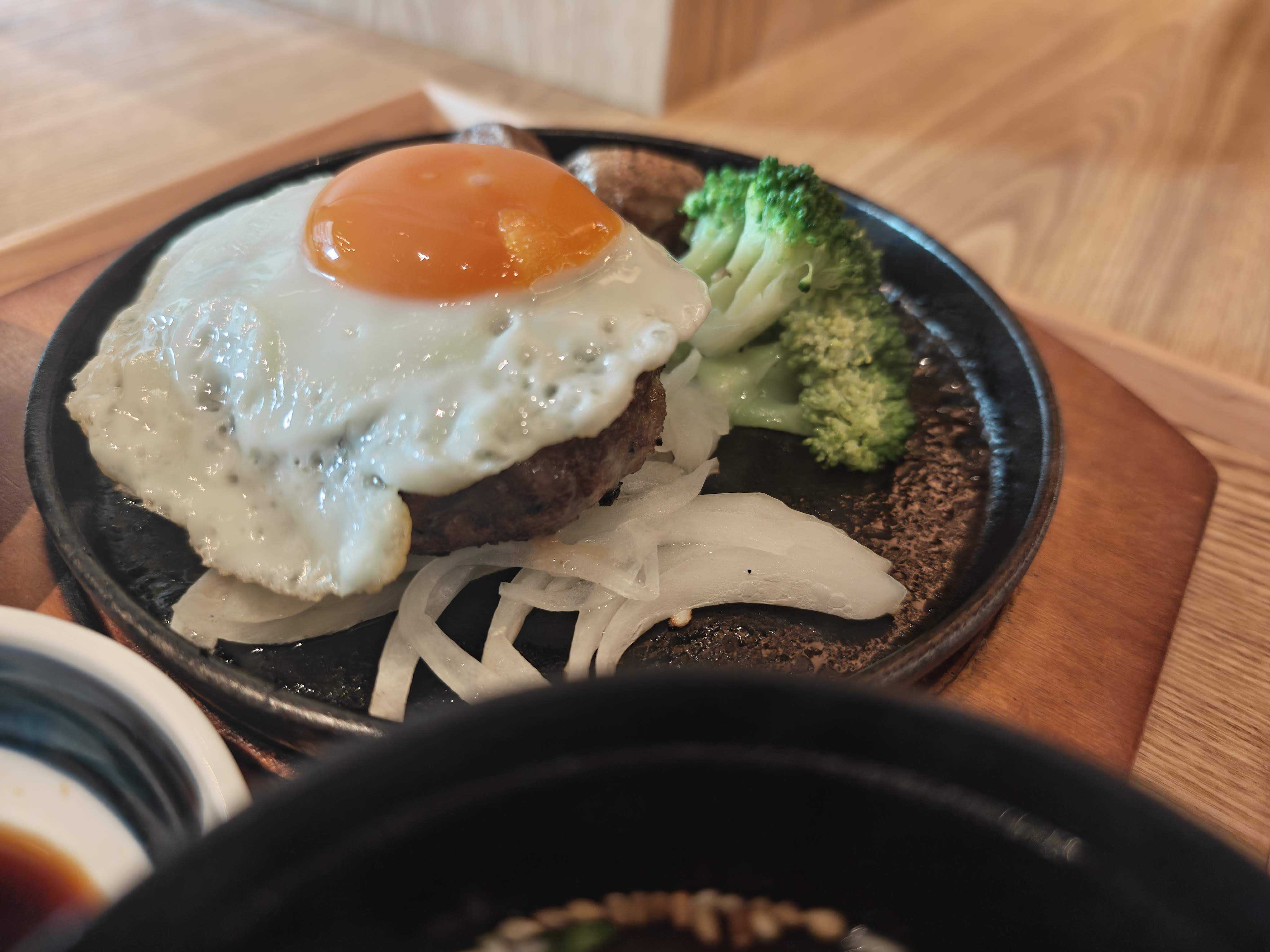 和牛小皿しんうち 虎ノ門ヒルズ 和牛ランチ　ハンバーグステーキ