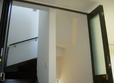 全開の状態のペアパネルタイプVS