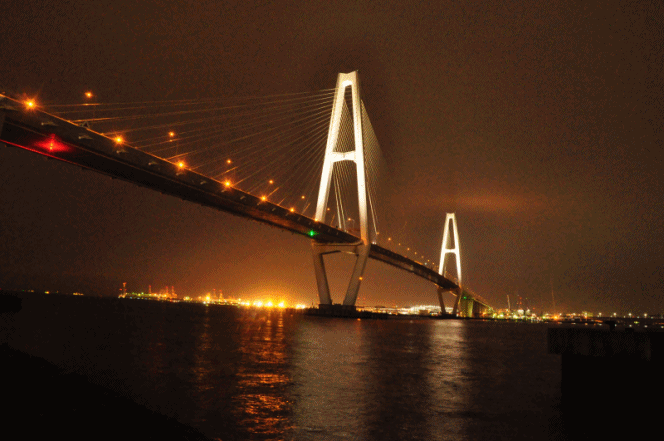 トリトン橋