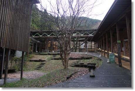 もく遊りん-8 ウッドデッキ-1 13.11.27