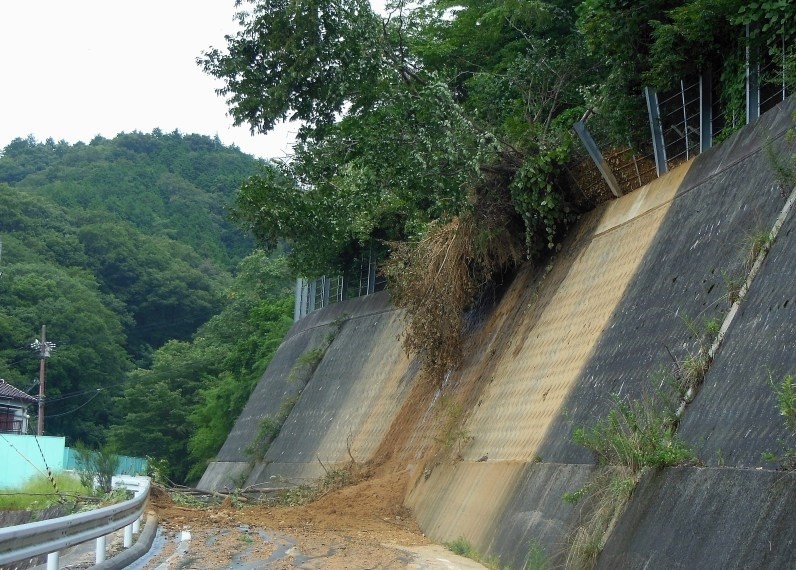山崩れ