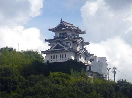 尾道城　天守閣風建物