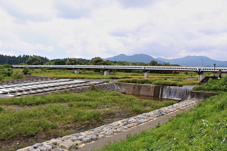3.大谷川に架かる水郷橋.JPG