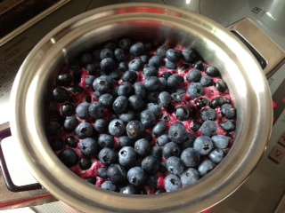 ブルーベリージャム作り