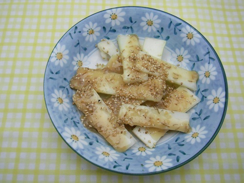 ウドの酢味噌和え