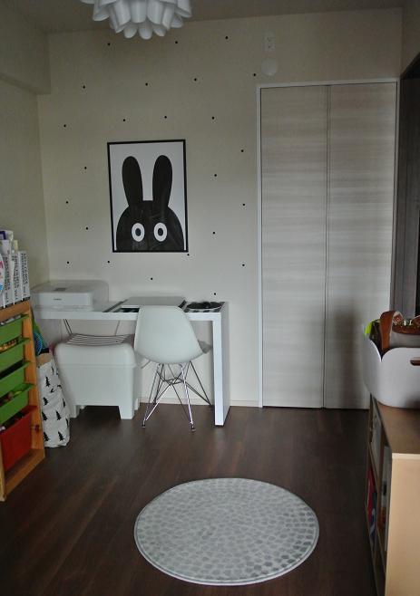 子供部屋　イケア　IKEA　ラグ　北欧　円形