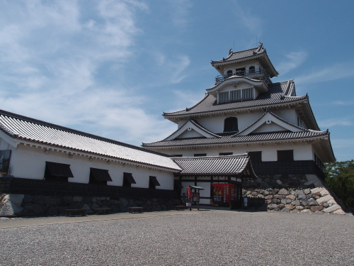 長浜城04斜め