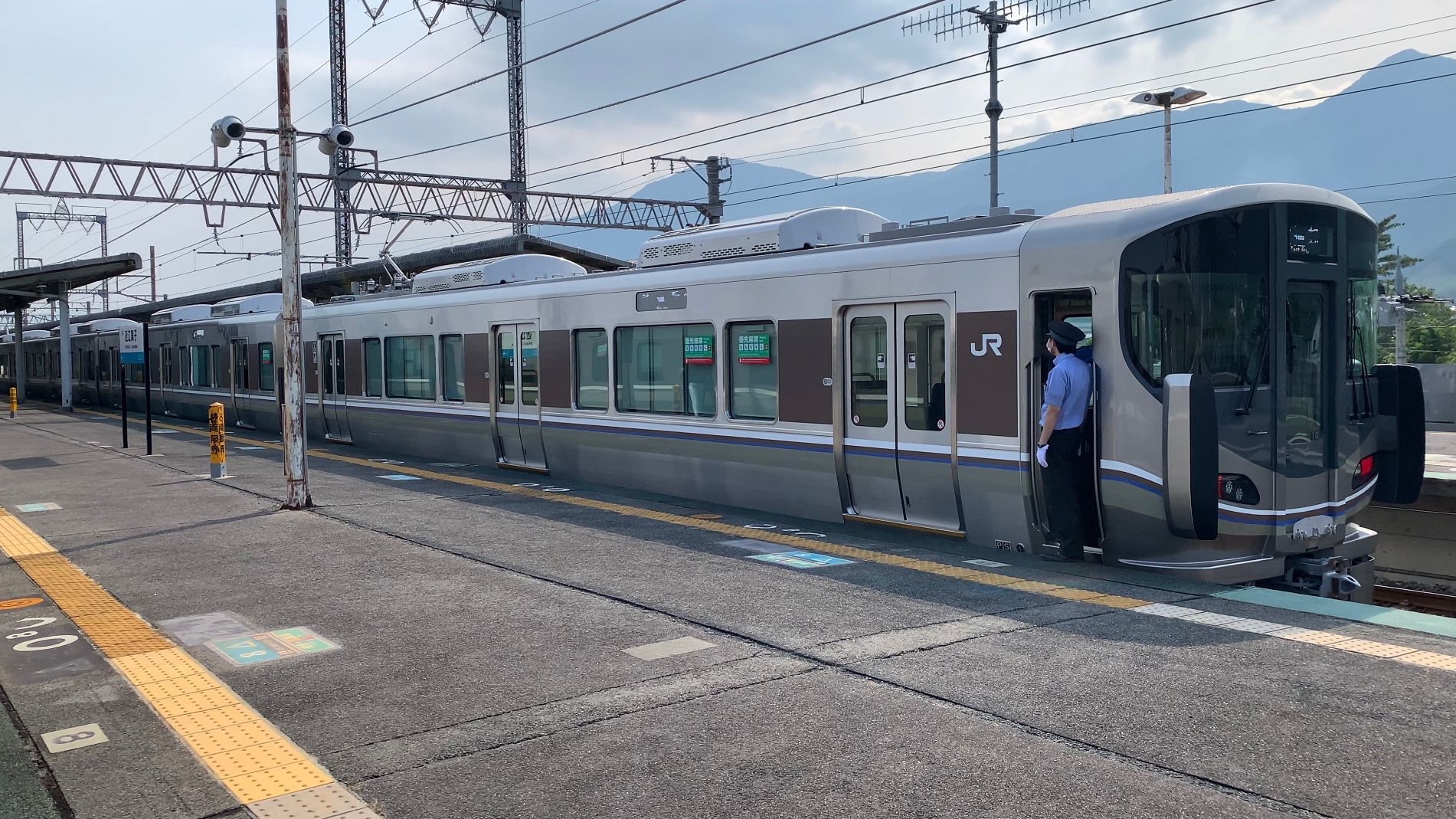 221系置き換え用の225系3次車が登場!! | Akiが鉄道ブログ!! - 楽天ブログ