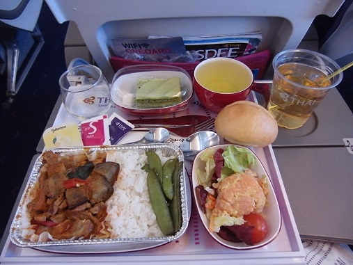 １０：４５発、昼からウィスキー？