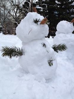 小さな雪だるま