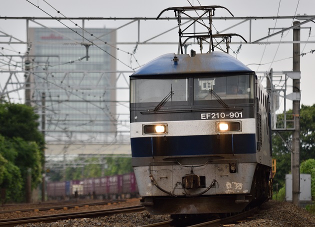 EF210-901 2015.06.19 5085レ　2.jpg