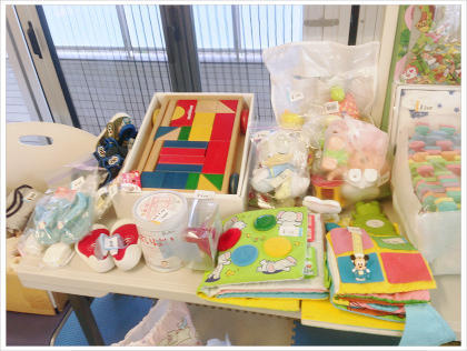 バザー出品のおもちゃ