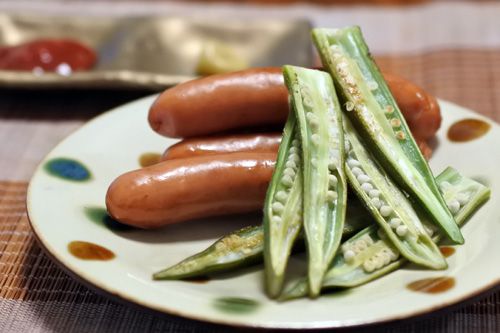 ウィンナーとオクラ