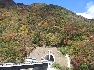 飛騨路の紅葉　３