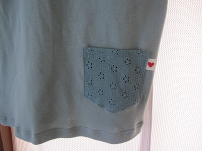 基本のカットソー(5分袖モスグリーン)ポケット