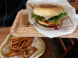 佐世保バーガー