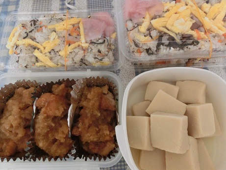 五目ずしとおかず