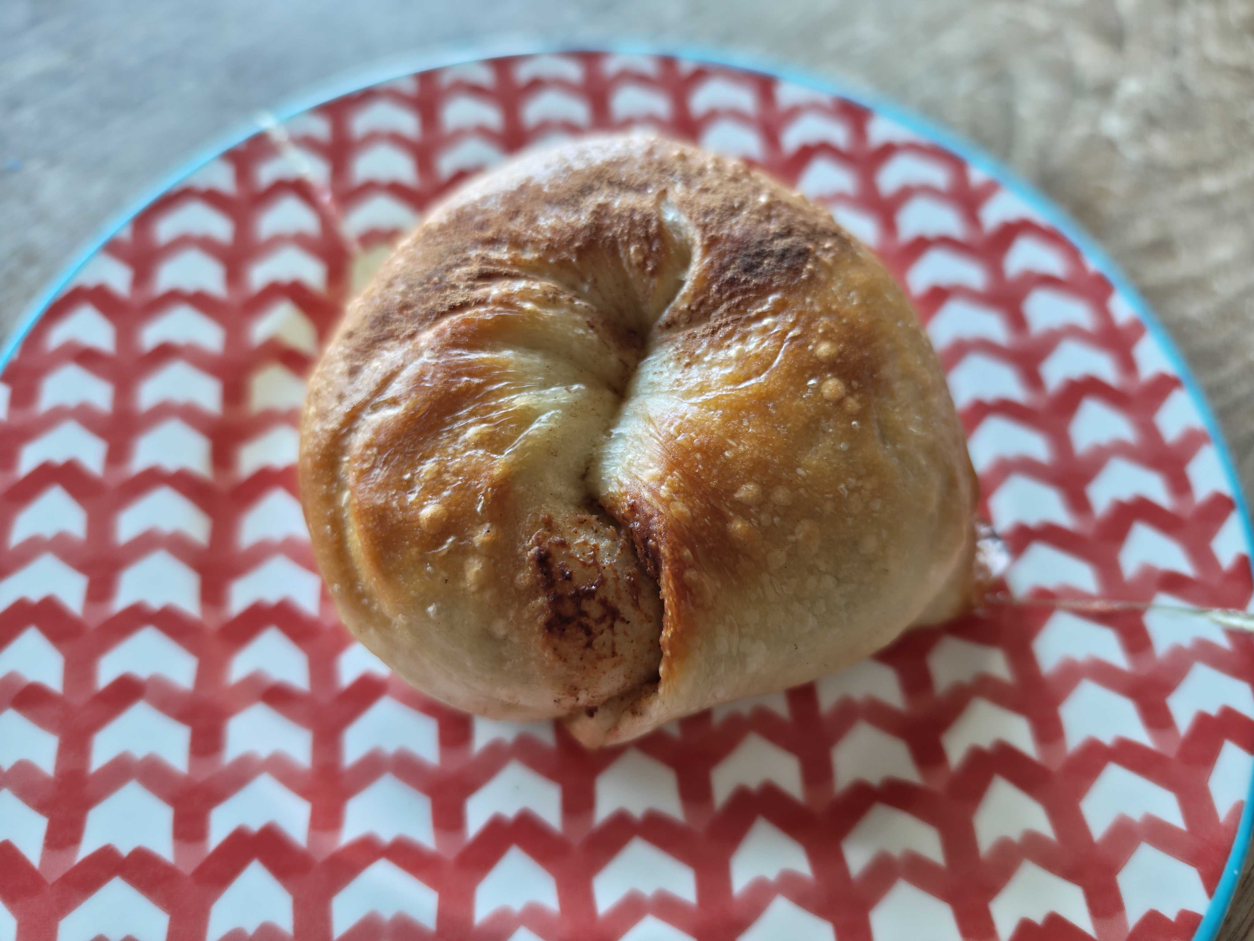 栃木県那須塩原市、大田原市　ベーグルリコ　イベントで購入 自家製林檎半生ドライ有機シナモンクリームチーズベーグル